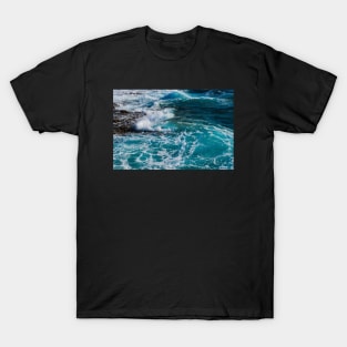 Incredible Sea Waves T-Shirt